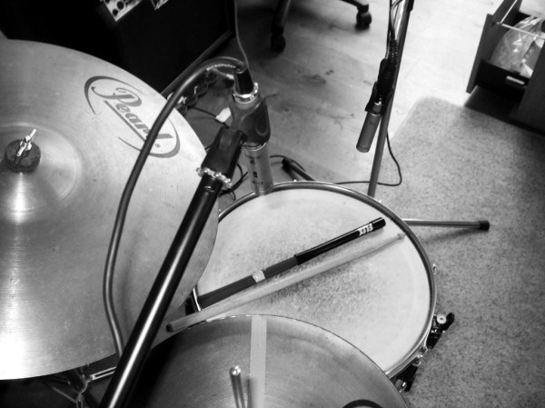 Studio recording mics bw